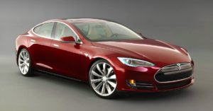 Tesla reduz capacidade das baterias nos Model S da geração anterior e acaba multada na Noruega thumbnail