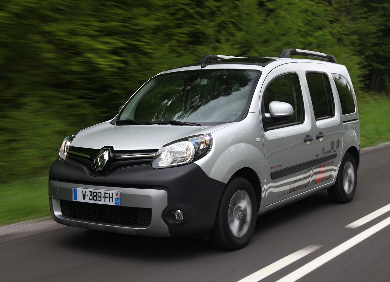 Renault kangoo троит