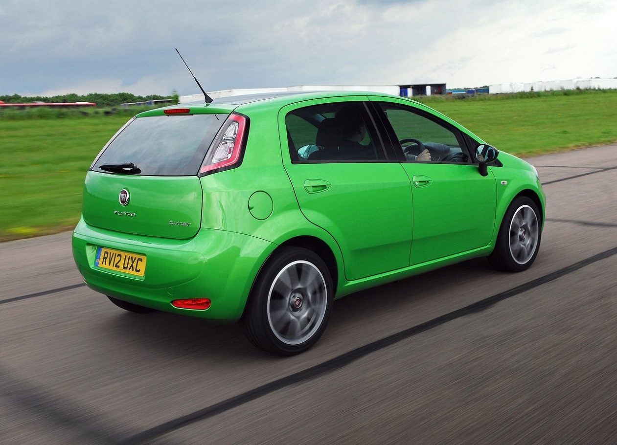 Fiat punto 2012 робот