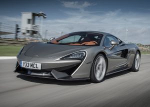 McLaren 570S em chamas thumbnail