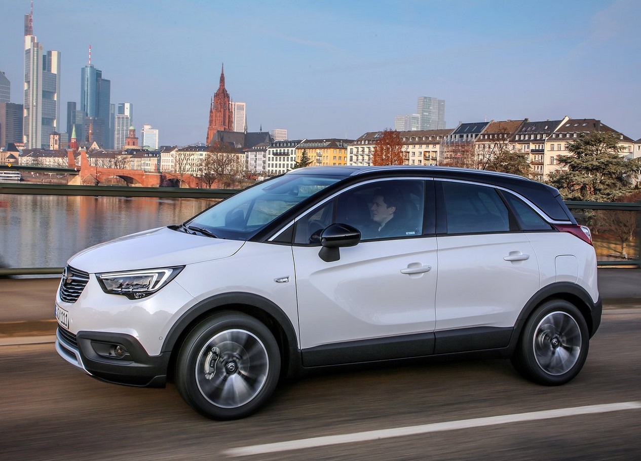 Opel crossland x i