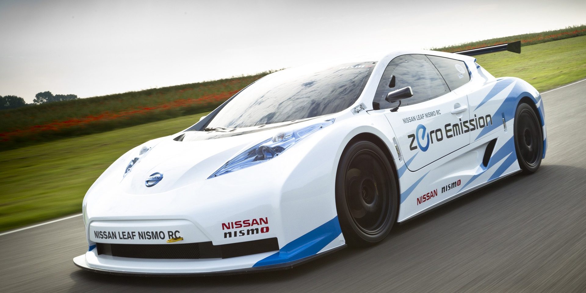 Download imagens O Nissan Leaf Nismo RC Conceito, 2018, 4k, vista frontal, elétrico  carro de corrida, carro desportivo, Japonês carros elétricos, ajuste de  Folh…