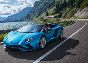 Nova geração do Lamborghini Aventador deverá ter motor V12 híbrido thumbnail