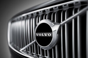 Volvo vai abandonar alguns sedans e carrinhas para focar-se em SUV elétricos thumbnail