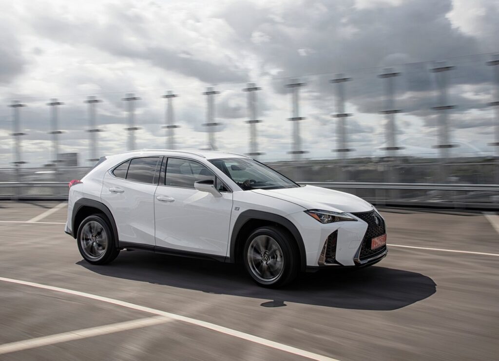 Lexus ux250h технические характеристики