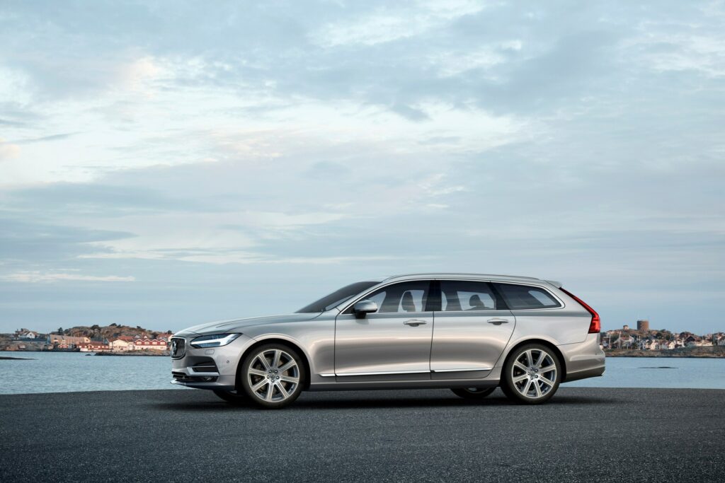 Volvo v90 hybrid