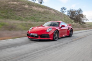 Porsche lança novo vídeo com todas as novidades de 2020 thumbnail