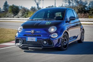 Abarth 595C Monster Energy Yamaha – Ensaio Teste thumbnail