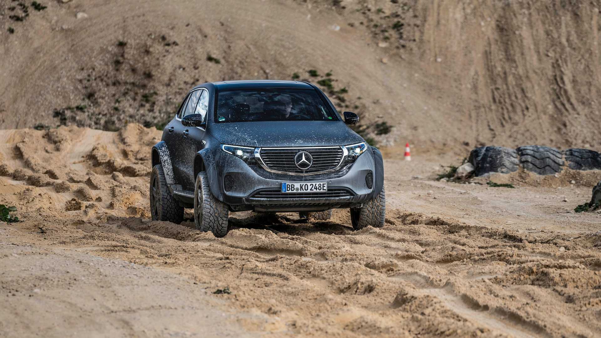 Mercedes EQC 4x4 revelado em vídeo radical e diferente | Automais