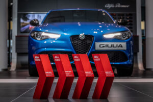 Alfa Romeo Giulia é estrela no Sport Auto Award 2020 thumbnail
