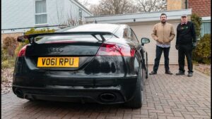 Aos 78 anos, este condutor tem o Audi TT RS mais veloz do mundo thumbnail