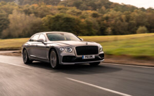 Recall mais pequeno da história? Bentley chama à oficina 1 Flying Spur thumbnail