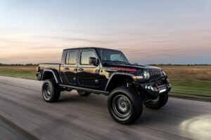 Hennessey explica como conseguiram chegar aos 1013 cavalos numa Jeep Gladiator thumbnail