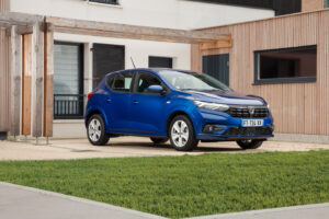 Dacia Sandero ultrapassa Volkswagen Golf e é o modelo mais vendido na Europa em julho thumbnail