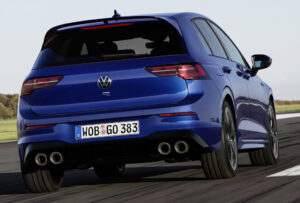 Vai haver um Volkswagen Golf R “Plus”? Rumores dizem que sim thumbnail