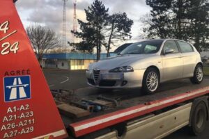 Miúdo de 13 anos apanhado a 162 km/h ao volante de um Alfa Romeo thumbnail