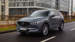 Mazda atualiza CX-5 com novos argumentos tecnológicos thumbnail