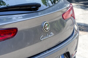 Stellantis pode dar nova viva ao Alfa Romeo Giulietta thumbnail