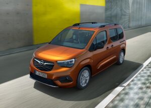 Novo elétrico Opel Combo-e Life apresentado com 280 quilómetros de autonomia thumbnail