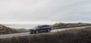 Volvo V90 T6 Recharge chega ao mercado nacional e já sabemos quanto custa thumbnail