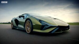 Chris Harris põe à prova o novo Lamborghini Sián na pista do Top Gear thumbnail