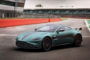 Aston Martin Vantage F1 Edition, a versão de estrada dos novos Safety Car da Fórmula 1 thumbnail