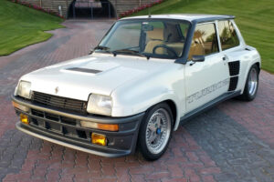 Este Renault 5 Turbo com motor rotativo da Mazda está à venda thumbnail