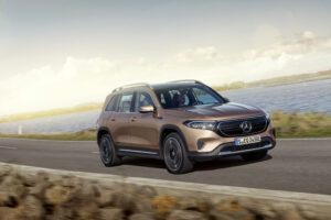 Mercedes-Benz revela novo EQB no Salão de Xangai thumbnail