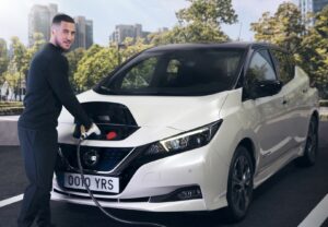 Eden Hazard conta a sua experiência ao volante do Nissan Leaf thumbnail