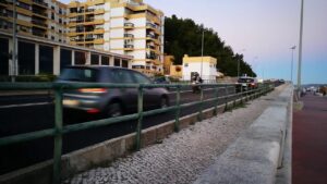Intervenção no separador central da Avenida Marginal vai condicionar trânsito esta semana thumbnail