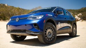 Volkswagen ID.4 torna-se numa máquina de off-road e Tanner Foust vai correr com ele thumbnail