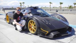Delicie-se com o som do motor V12 atmosférico do novo Pagani Zonda R thumbnail