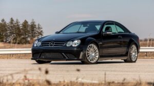 Raro Mercedes CLK 63 AMG Black Series vai a leilão thumbnail