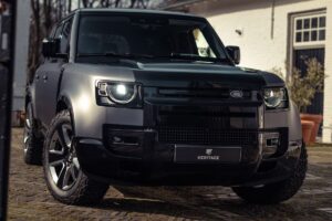 Heritage Customs apresenta nova modificação para o Land Rover Defender thumbnail