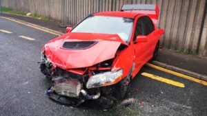 Condutor ganha Mitsubishi Lancer Evo IX em sorteio, despista-se no dia seguinte thumbnail