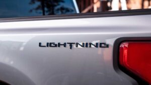 Ford F-150 elétrica vai chamar-se Lightning e já tem apresentação marcada thumbnail