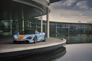 Decoração especial da Gulf também chega ao McLaren 720S thumbnail