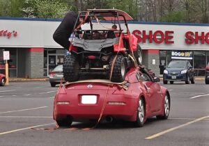 Quem precisa de um reboque quando se tem um Nissan 350Z? thumbnail