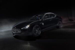 Maserati Ghibli ganha versão especial dedicada à cultura urbana japonesa thumbnail