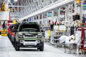 Escassez de semicondutores para produção do Land Rover Defender na Eslováquia thumbnail