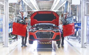 Crise de semicondutores afeta fábricas em Espanha thumbnail