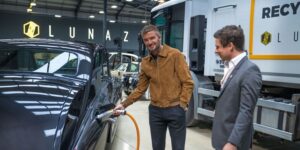 David Beckham adquire 10% da Lunaz, empresa dedicada à criação de restomods elétricos thumbnail