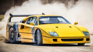 Alguma vez pensou ver um Ferrari F40 a fazer drift fora de estrada? thumbnail