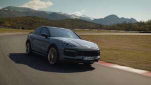 Porsche mostra Cayenne Turbo GT, o novo recordista de Nurburgring thumbnail