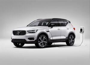 Volvo XC40 T4 Recharge, o híbrido plug-in mais acessível da marca sueca chega a Portugal thumbnail