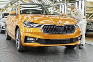 Skoda dá início à produção do novo Fabia thumbnail