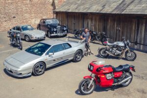 Richard Hammond vai vender 8 veículos da coleção pessoal a pensar no novo negócio de restauro thumbnail