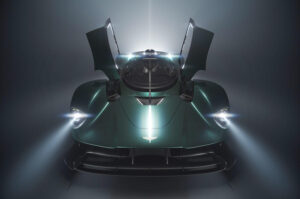 Aston Martin Valkyrie com apresentação marcada para este mês thumbnail