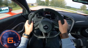 McLaren 765LT modificado pela Novitec mostra do que é capaz na Autobahn thumbnail