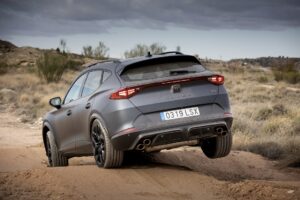 Jordi Gené testou todos os tipos de condução do Cupra Formentor VZ5 thumbnail